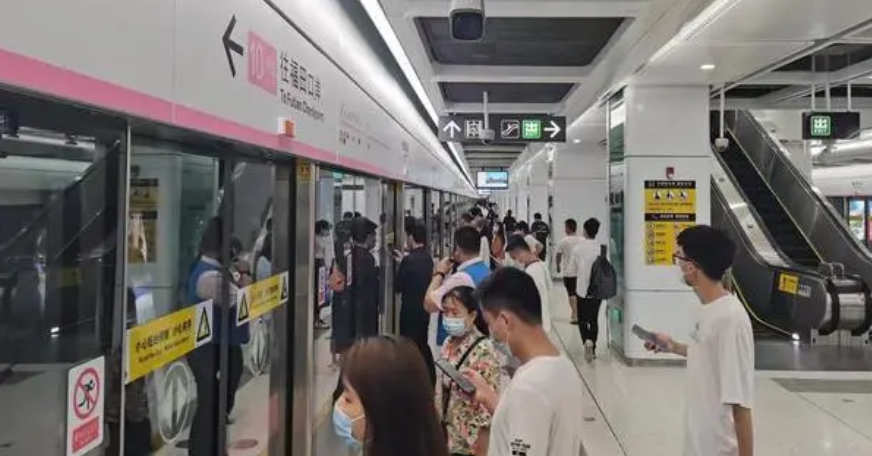 成都地铁已累计发送乘客超95亿乘次